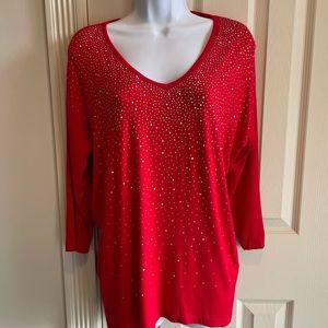 Red 3/4 sleeve top with bling size missy Medium
